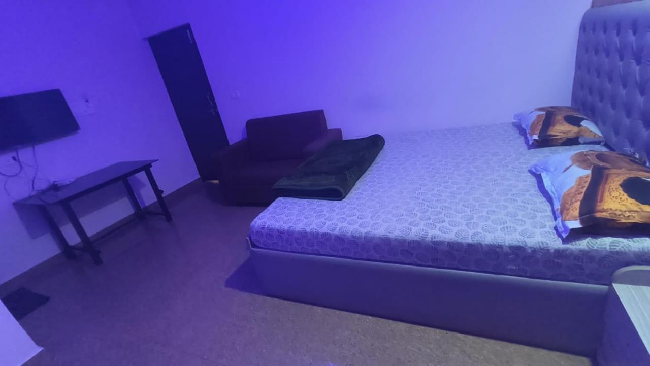 Apartamento Blue Rays Calangute Habitación foto