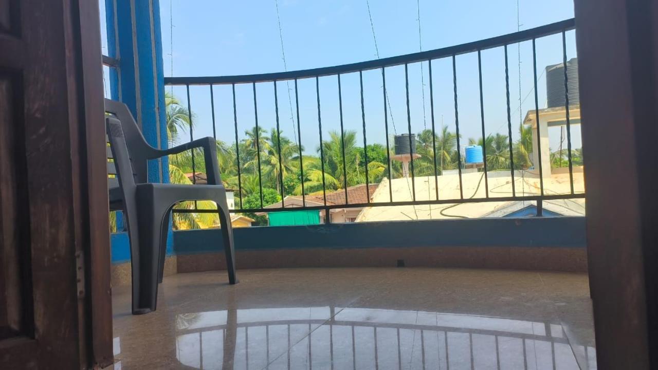 Apartamento Blue Rays Calangute Habitación foto